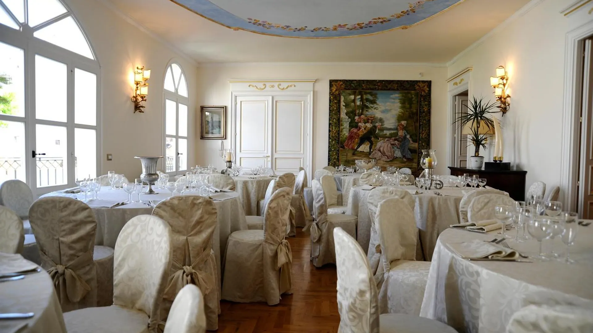 Corte Cristina & Suites Quartucciu 3*,  Italia